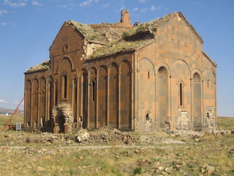 ملف:Ani-Cathedral, Ruine.jpeg