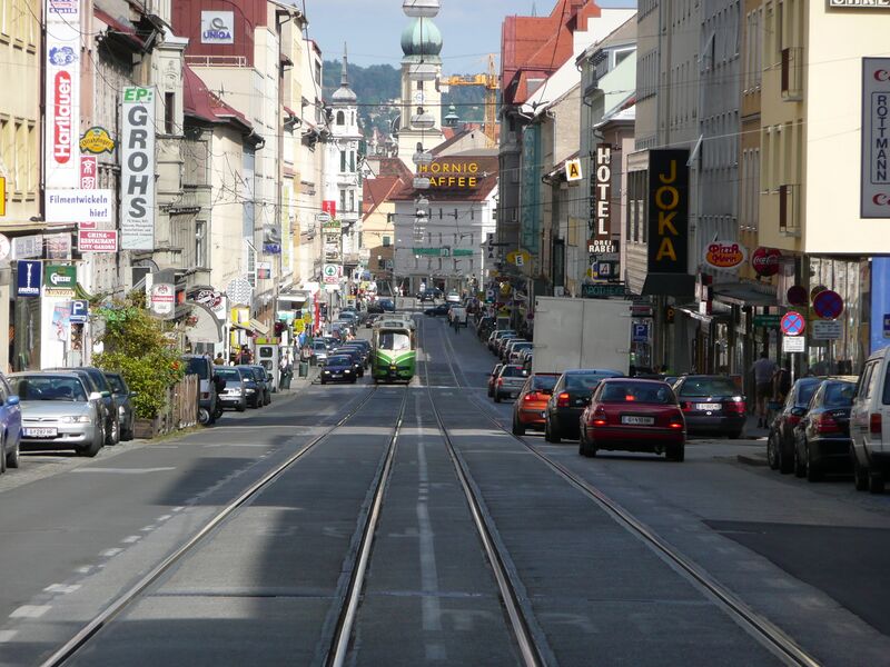 ملف:Annenstrasse Tram Graz.JPG