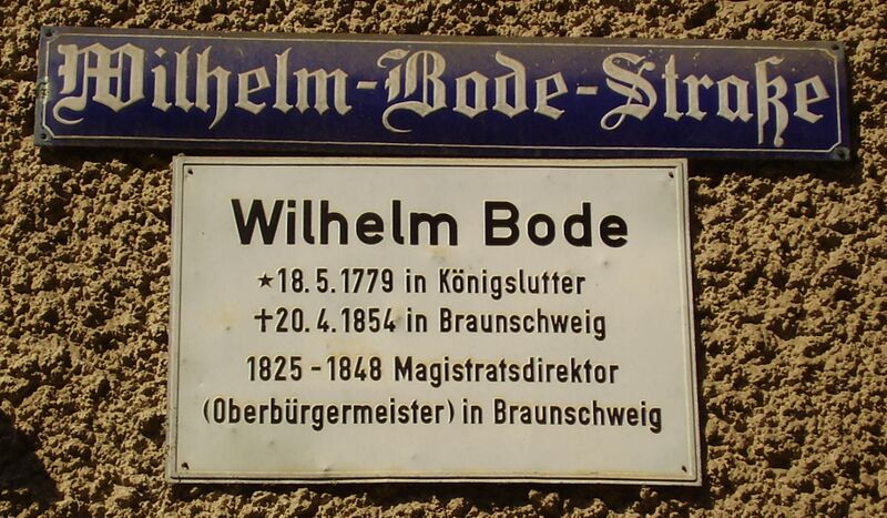 ملف:BSCity WilhelmBodeStr Blsf080608.jpg