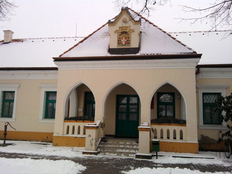 ملف:Lekér - apátsági.jpg