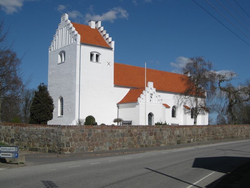 ملف:Ruds Vedby Kirke.JPG