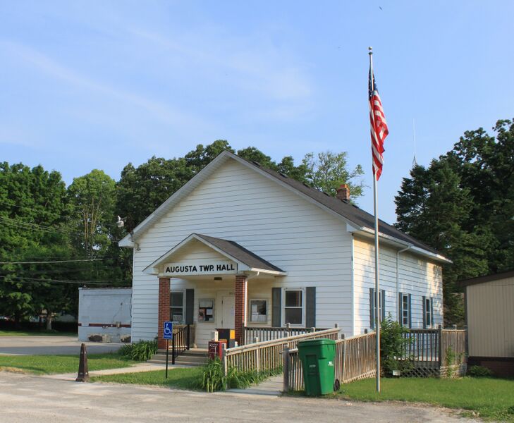 ملف:Township Hall Augusta Michigan.JPG