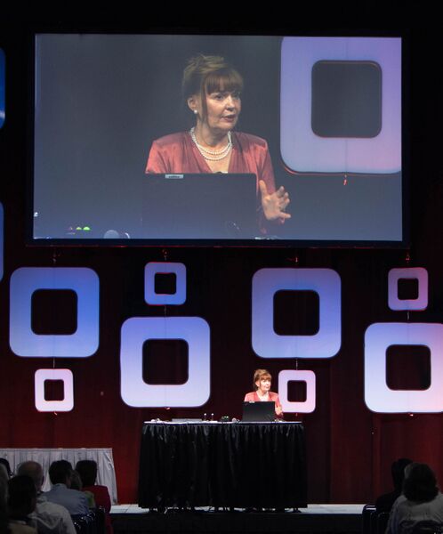 ملف:Carol Robinson.jpg