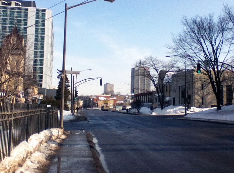 ملف:Chemin Sainte-Foy QuebecCity.jpg