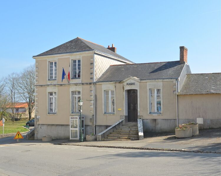 ملف:Rouans - Mairie.JPG
