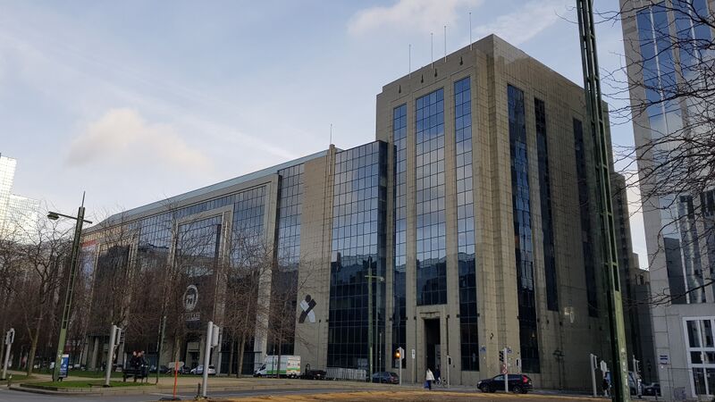 ملف:Sint-Joost-ten-Node-North Plaza (2).jpg