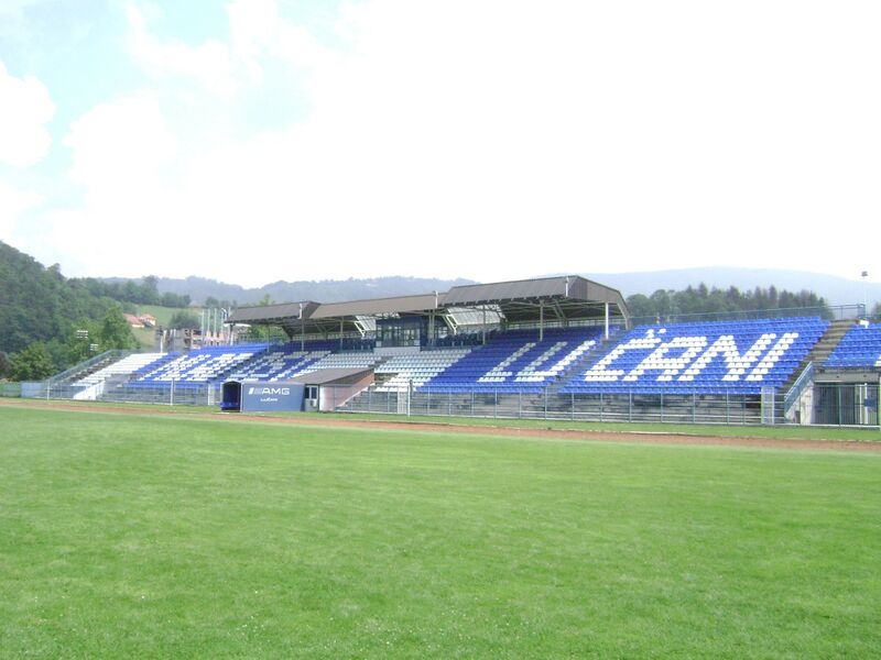 ملف:Stadion Mladost Lučani 1.jpg