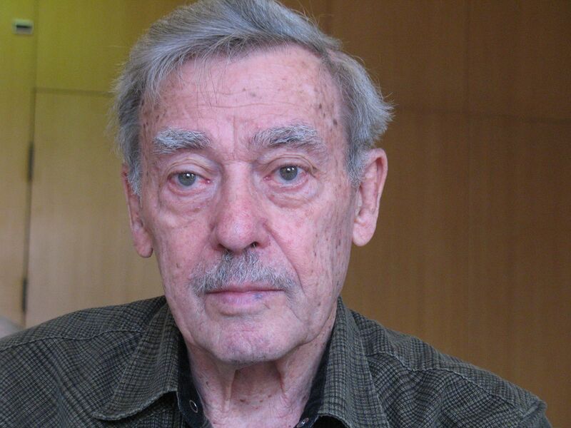 ملف:Tzahik Yavneh Photo.jpg