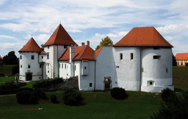 ملف:Varaždin - stari grad.jpg
