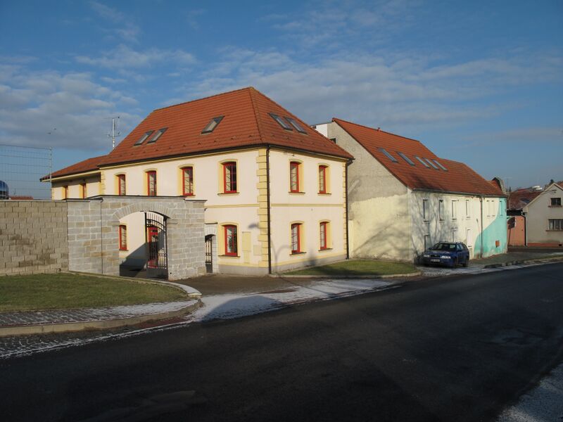 ملف:Podlusky, dům.jpg