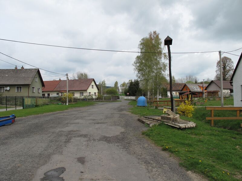 ملف:Rudoltice (Černíkov), cesta.jpg