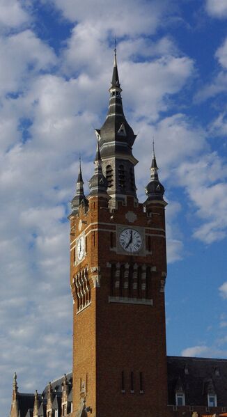 ملف:Beffroi Armentières (Nord).jpg