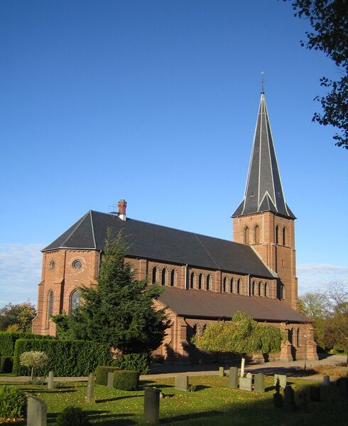ملف:Hyby nya kyrka 1.jpg