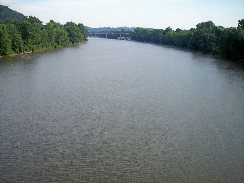 ملف:Muskingum River Marietta.jpg