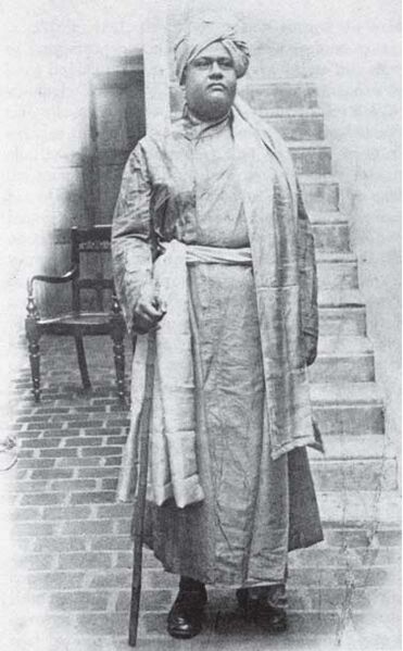 ملف:Swami Brahmananda in Madras.jpg