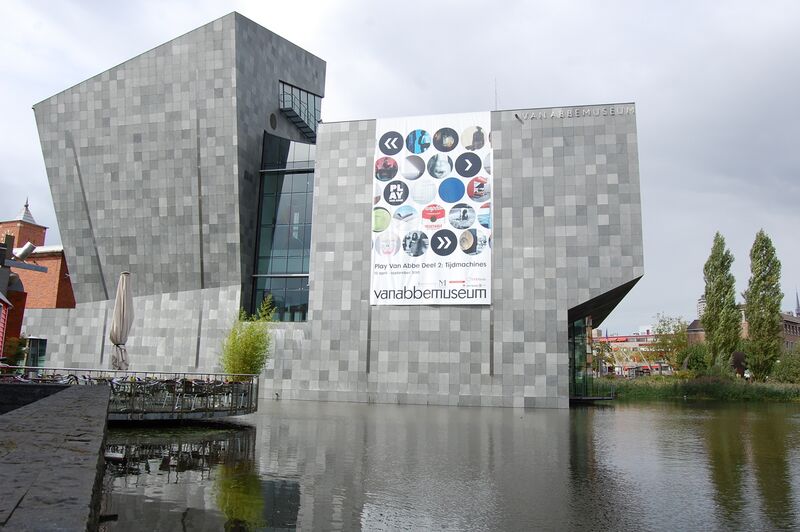 ملف:Van Abbemuseum (5020713830).jpg