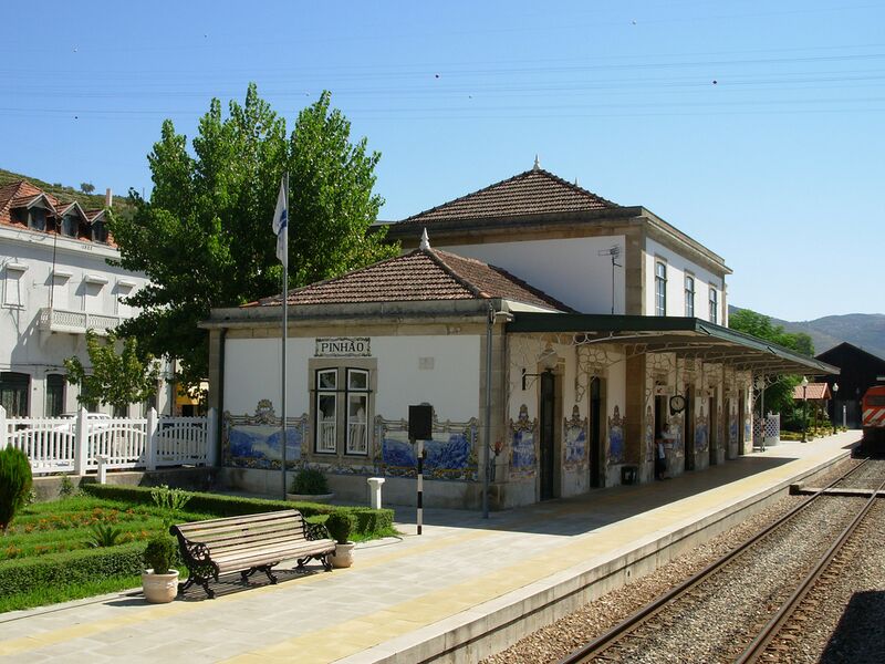 ملف:Estação do Pinhão.jpg