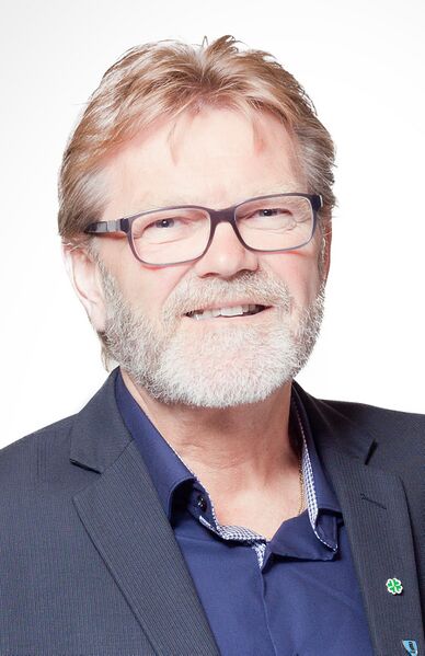 ملف:Bjørn Skjelstad (cropped).JPG