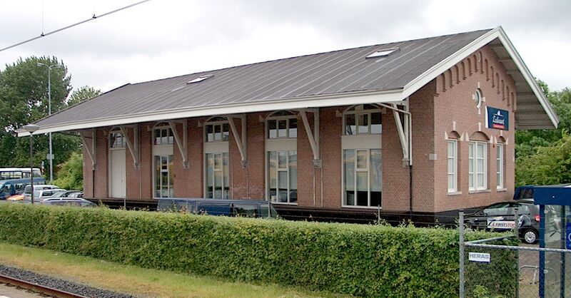 ملف:Enkhuizen - NS goederenloods.jpg