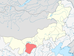موقع نطاق مدينة أوردوس في منغوليا الداخلية (برتقالي)