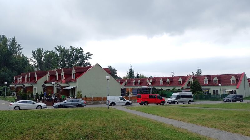 ملف:Ostrava-Muglinov, Vesnička soužití.jpg