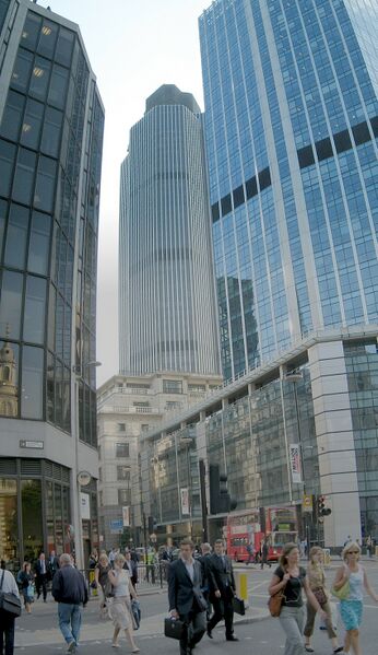 ملف:Bishopsgate2.jpg