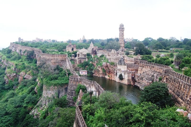 ملف:Chittorgarh fort.JPG