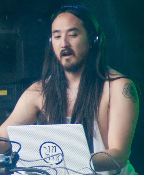ملف:Steve Aoki 2011.jpg