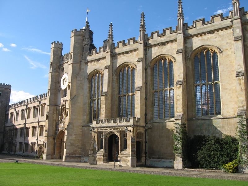 ملف:Trinity College Chapel, Cambridge.jpg