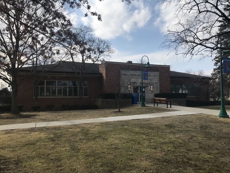 ملف:Huntington Woods City Office.jpg