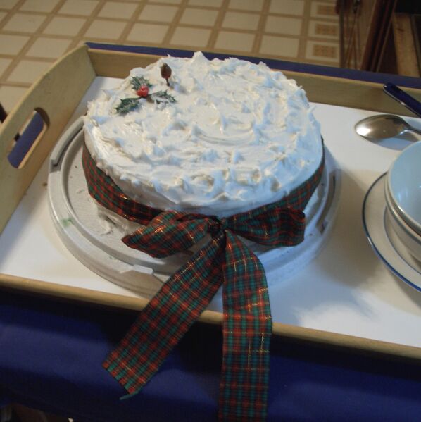 ملف:Iced christmas cake.jpg