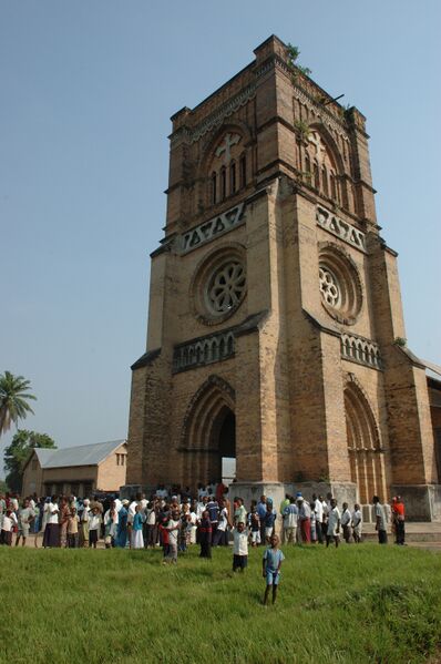 ملف:Notre Dame de Basoko.jpg