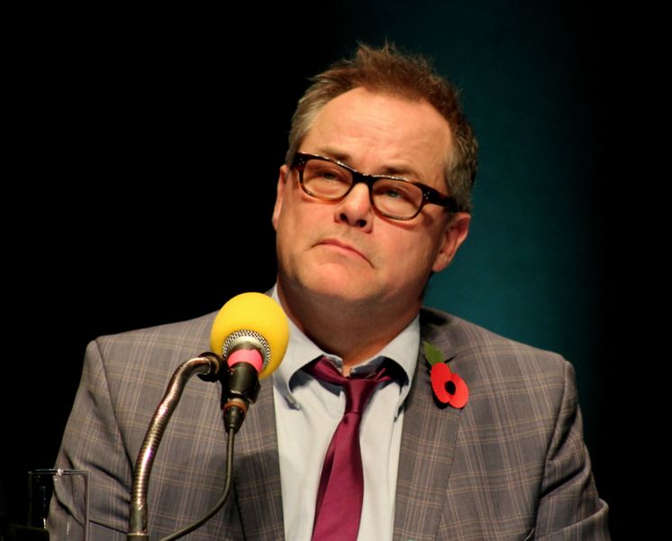 ملف:Jack Dee 2014.JPG