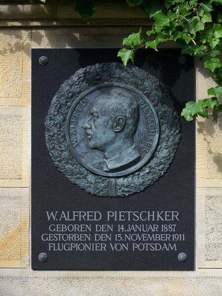 ملف:Pietschker.JPG