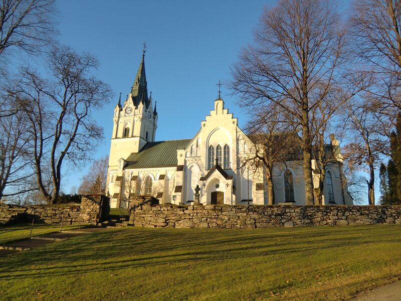 ملف:Sunnekyrka1.jpg