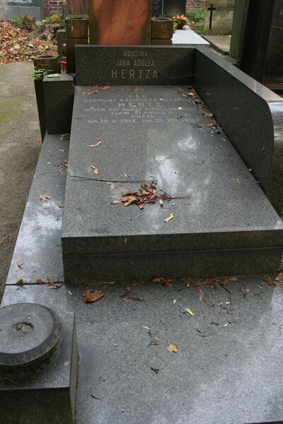 ملف:Jan Adolf Hertz grób.JPG