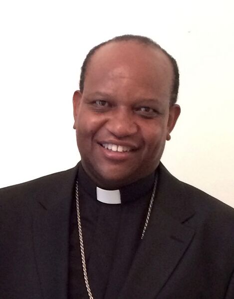 ملف:Rev Anthony Muheria.jpg