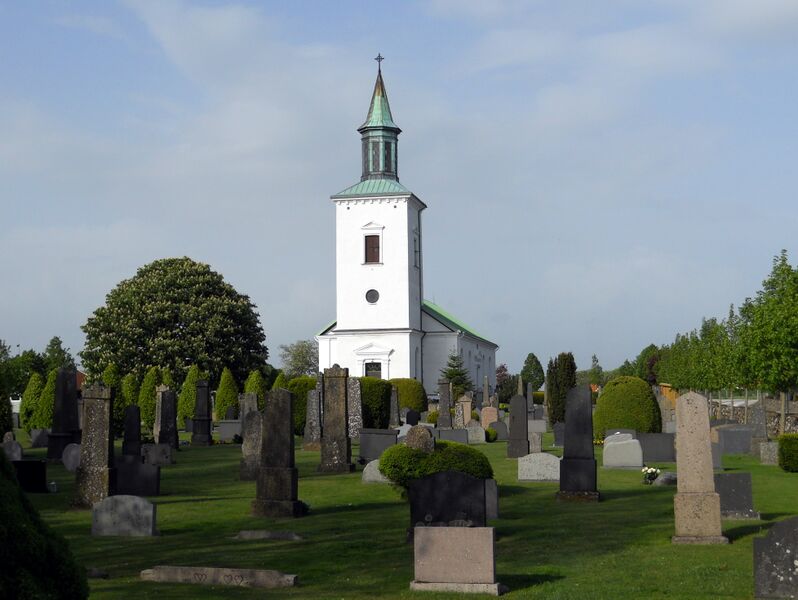 ملف:Träslövs kyrka 2011 a.jpg