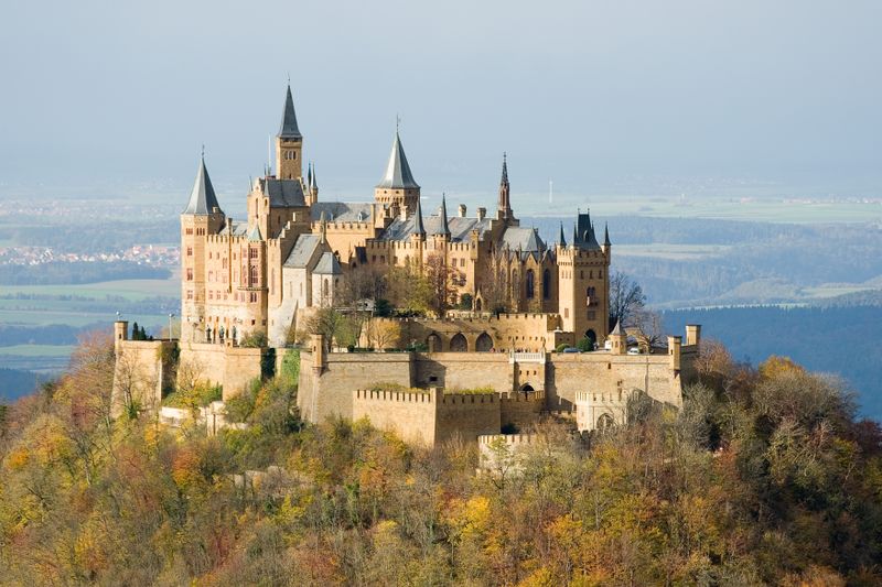ملف:Burg Hohenzollern ak.jpg