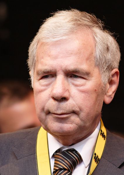 ملف:Gyula Horn (2007).jpg