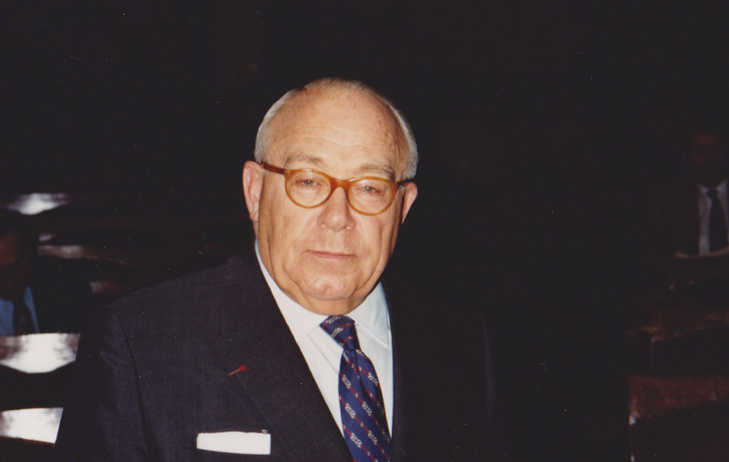 ملف:Président Etienne Dailly.png