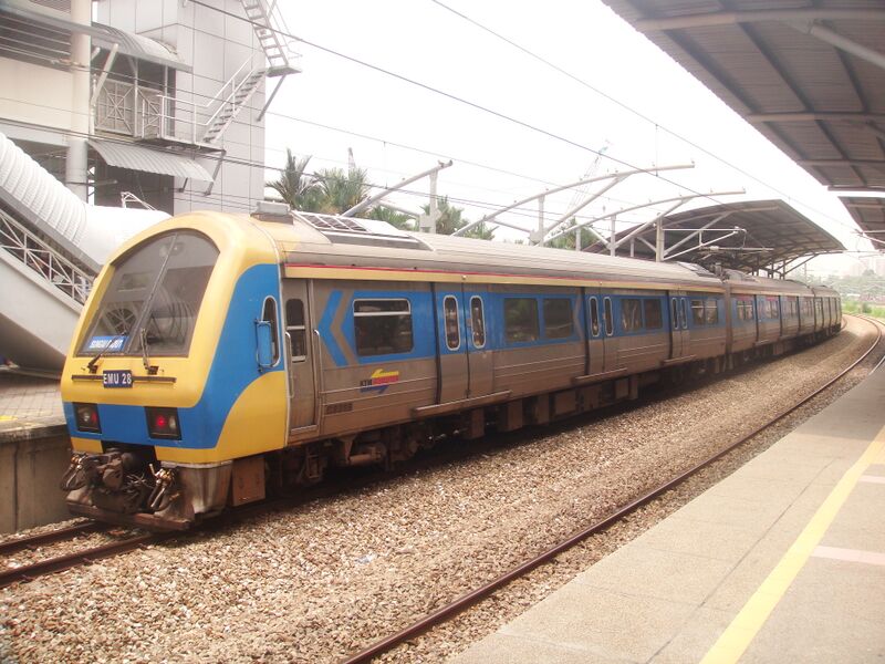 ملف:Class83EMU-KTMKomuter.JPG