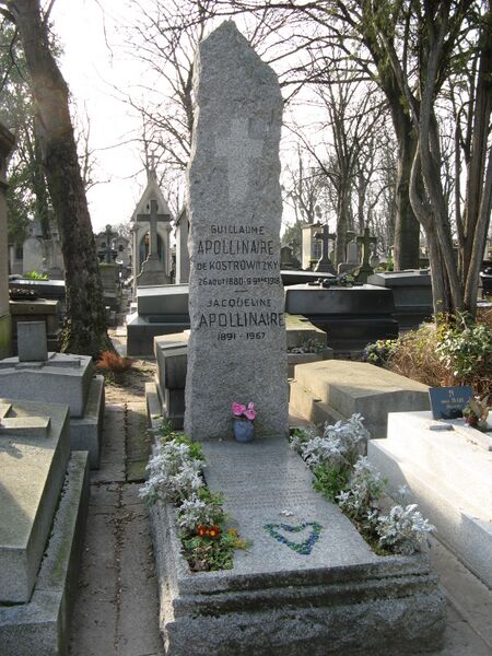 ملف:Guillaume Apollinaire (Père Lachaise).jpg