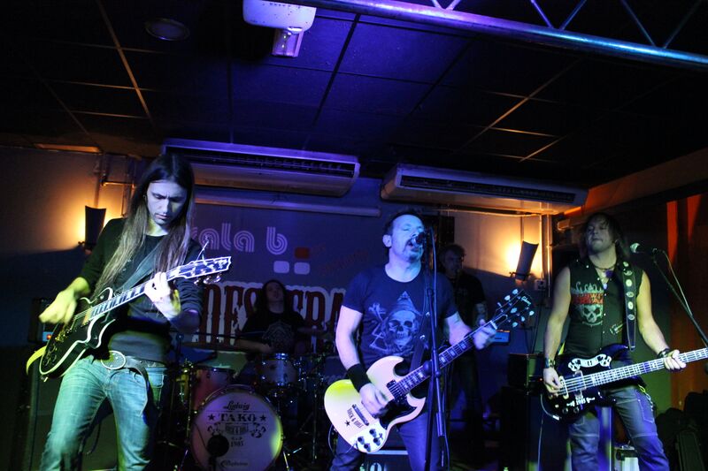 ملف:Tako Rock.JPG