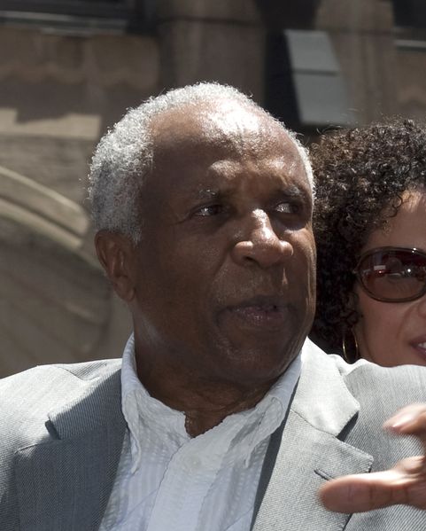 ملف:Frank Robinson.jpg