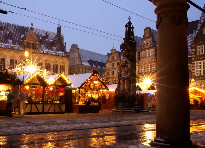 ملف:Bremen Weihnachtsmarkt-2009-MJ.jpg
