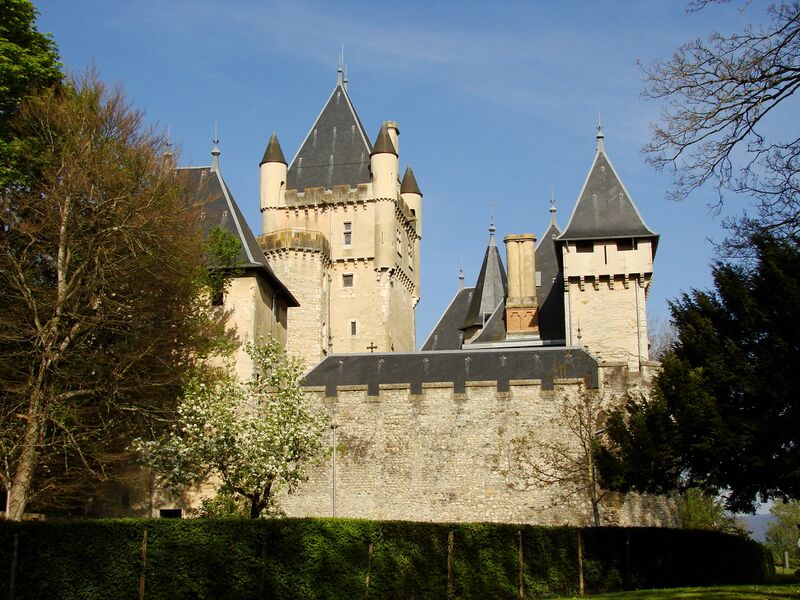 ملف:Château de Chazey-sur-Ain 02.JPG