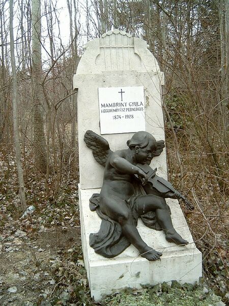 ملف:Mambriny Gyula sírja.jpg