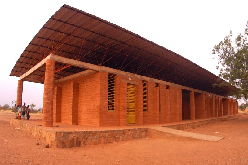 ملف:Gando-School-Burkina-Faso.JPG