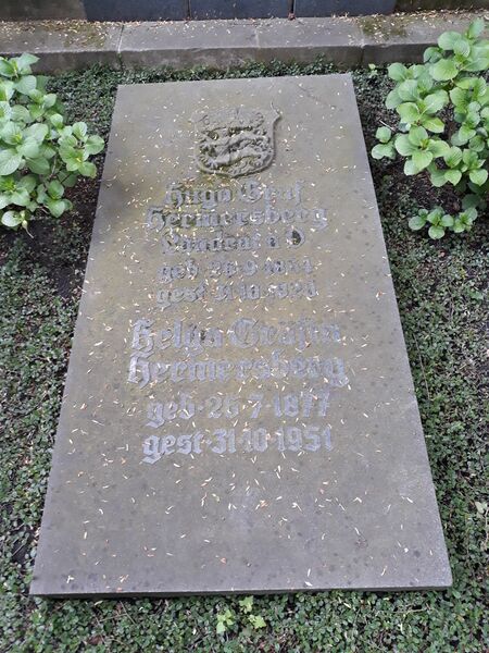 ملف:Grab Hugo von Hermersberg.jpg